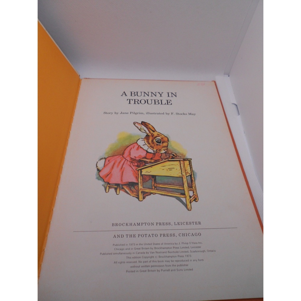 A Bunny in Trouble Jane Pilgrim Blackberry Farm Book 1973 Vintage Potato Press - Picture 5 of 6